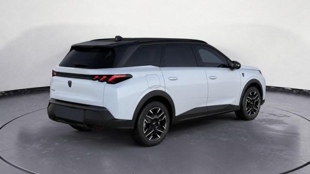 Peugeot 5008 image 2