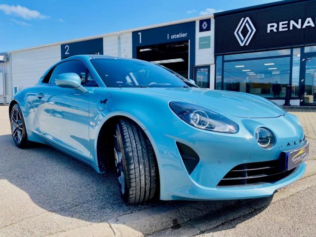 Alpine A110 image 1