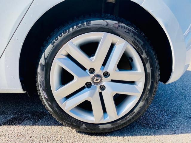 Renault Clio image 6