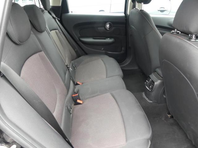 Mini Clubman image 7