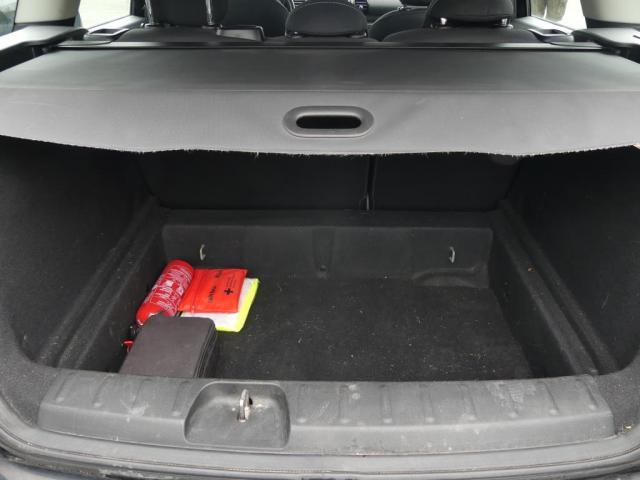 Mini Clubman image 4