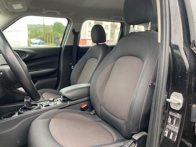 Mini Clubman image 1