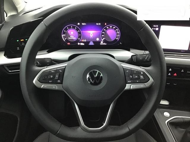Volkswagen Golf image 3