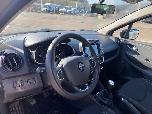 Renault Clio image 2