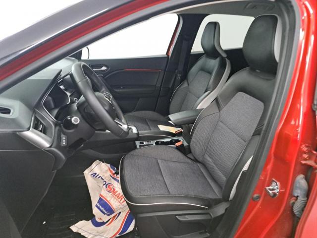 Renault Captur image 6
