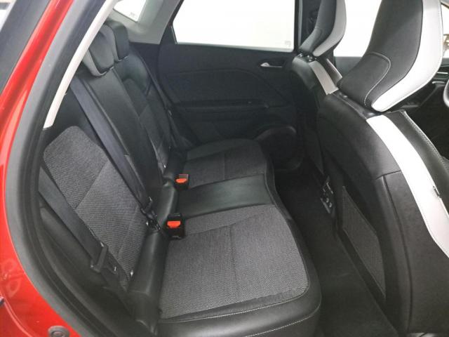 Renault Captur image 7