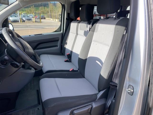 Peugeot Traveller image 6