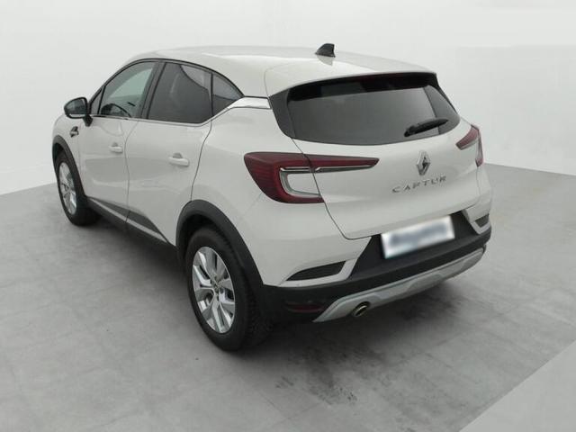 Renault Captur image 1