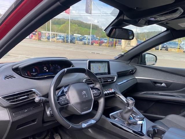 Peugeot 3008 image 1