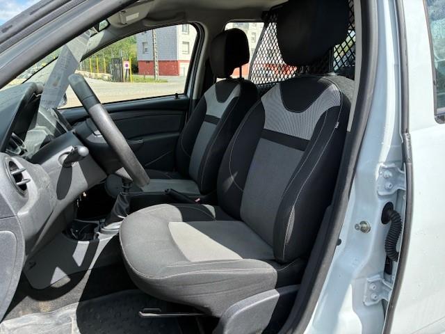 Dacia Duster image 3