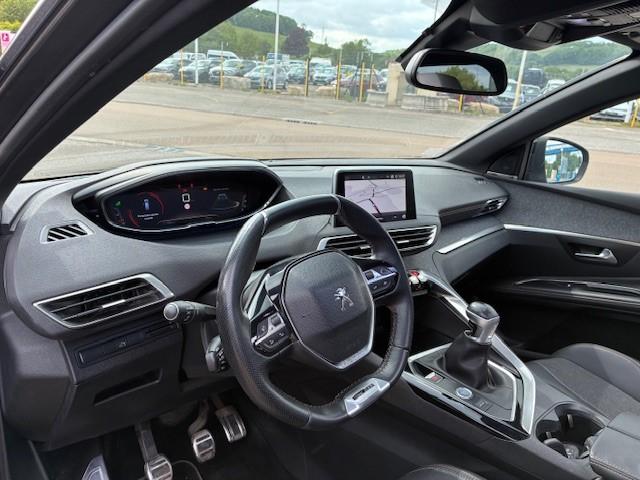 Peugeot 5008 image 5
