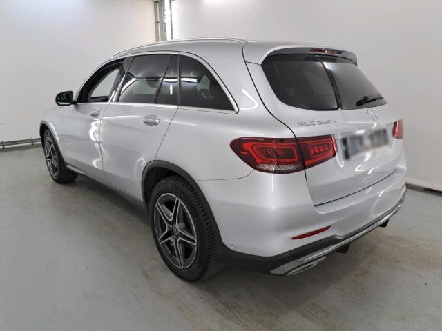 Mercedes Benz Glc image 2