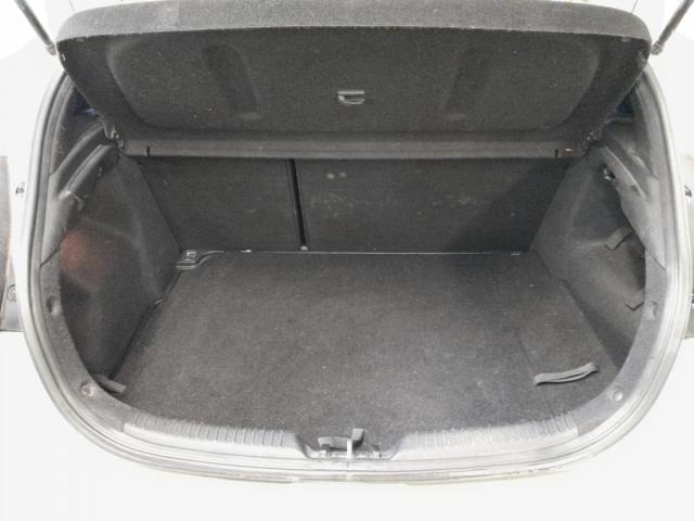 Kia Cee'D image 1