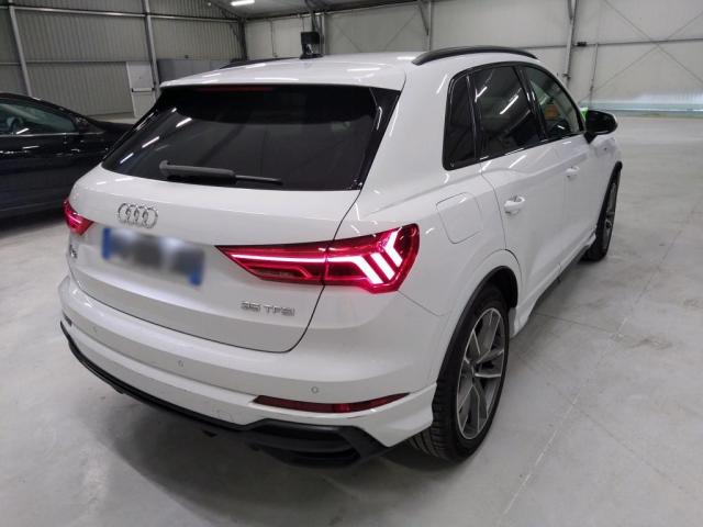 Audi Q3 image 8
