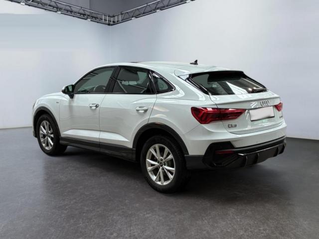 Audi Q3 image 8