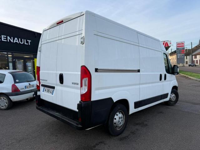 Peugeot Boxer image 2
