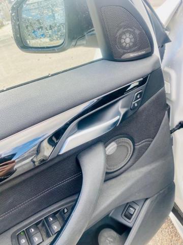 Bmw X1 image 1