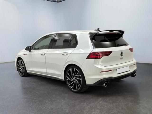Volkswagen Golf image 8