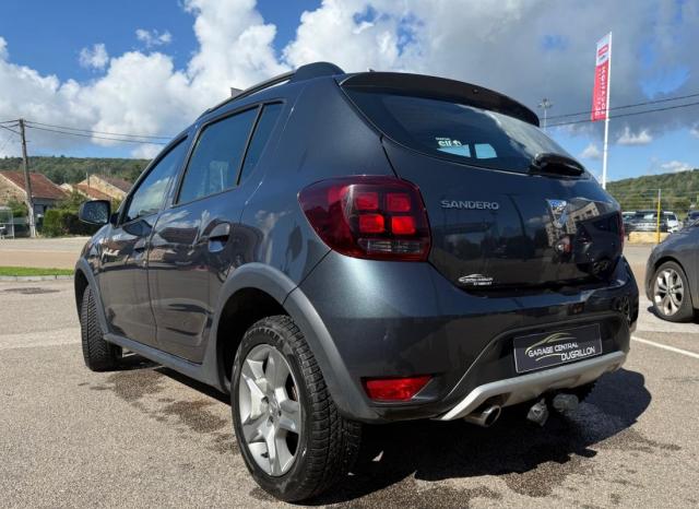 Dacia Sandero image 2