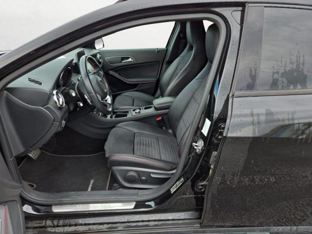 Mercedes Benz Gla image 5