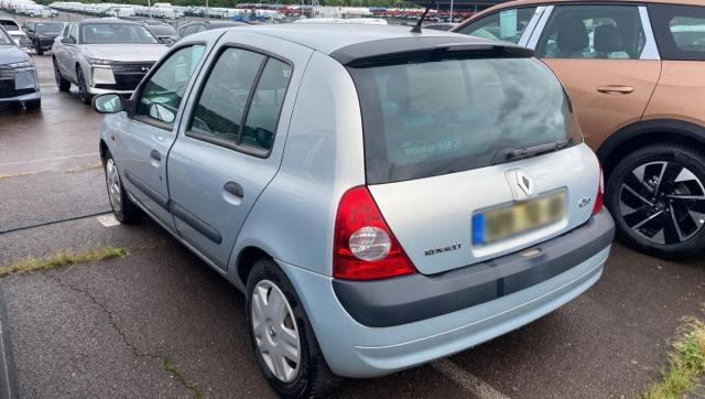 Renault Clio image 2