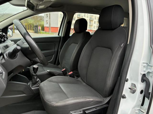 Dacia Duster image 9