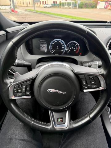 Jaguar Xe image 5