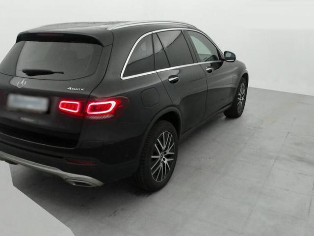 Mercedes Benz Glc image 4