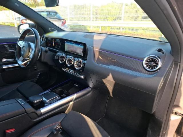 Mercedes Benz Gla image 2