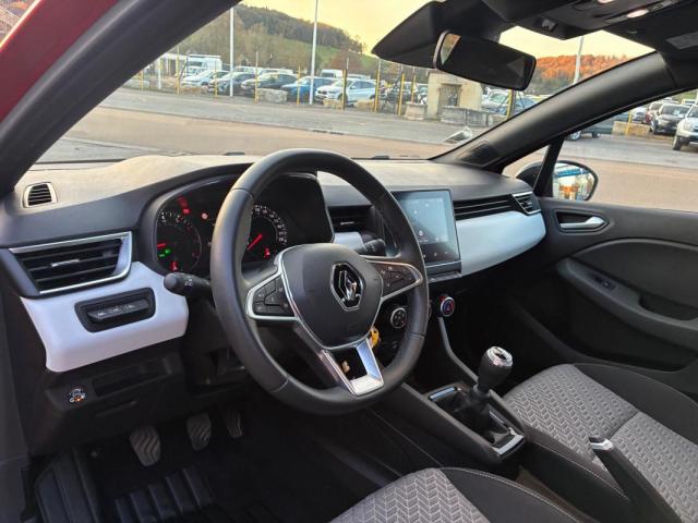 Renault Clio image 2