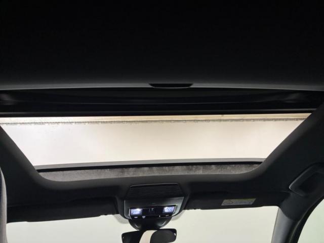 Volkswagen Golf image 1