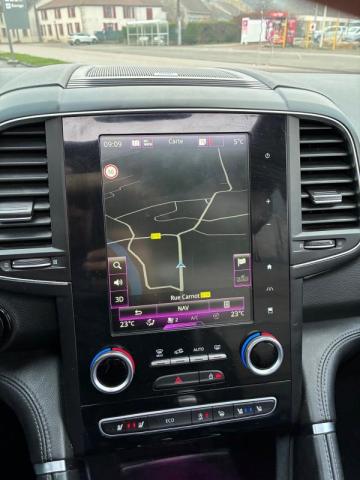 Renault Koleos image 2