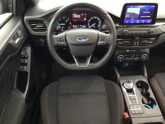 Ford Focus image 5
