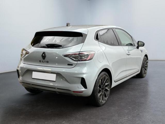 Renault Alpine image 3