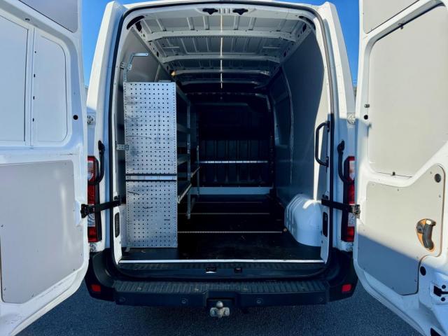 Renault Master image 1