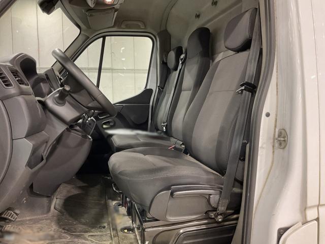 Renault Master image 3