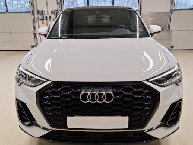 Audi Q3 Sportback image 9