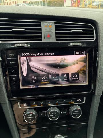 Volkswagen Golf image 9