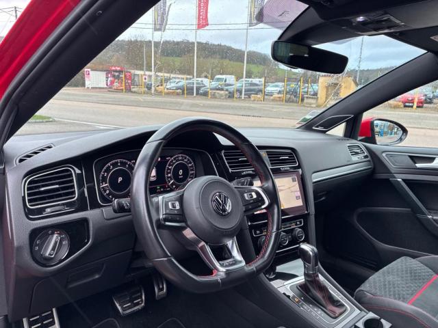 Volkswagen Golf image 1