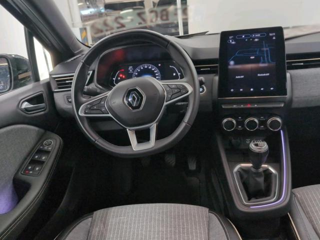 Renault Clio image 7