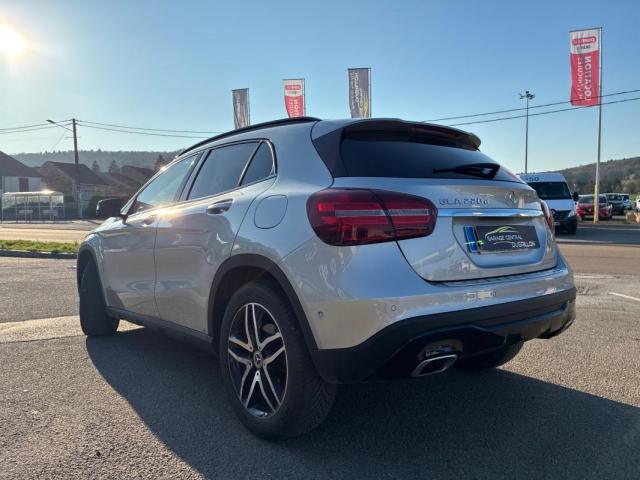 Mercedes Benz Gla image 7