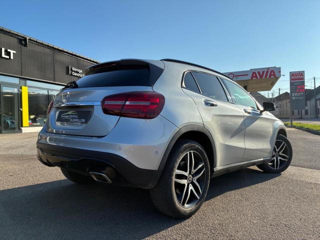 Mercedes Benz Gla image 1