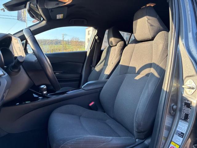 Toyota C-Hr image 2
