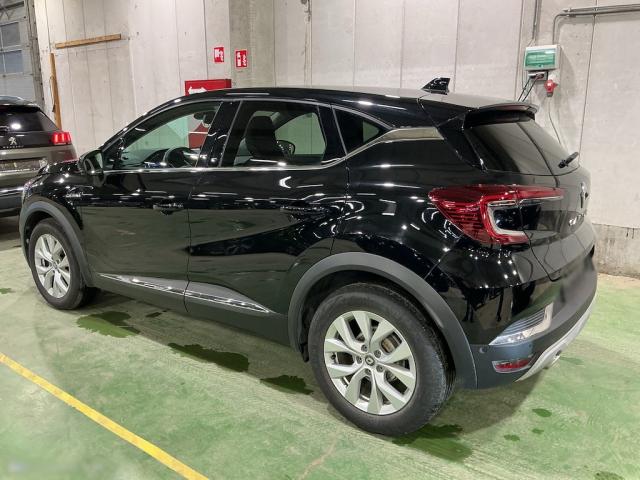 Renault Captur image 2