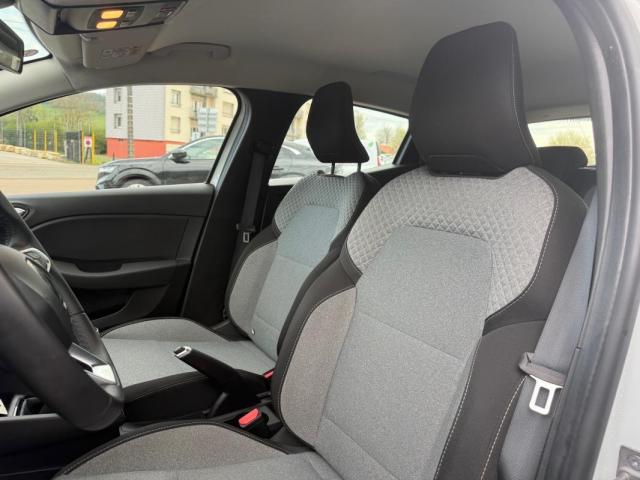 Renault Clio image 8