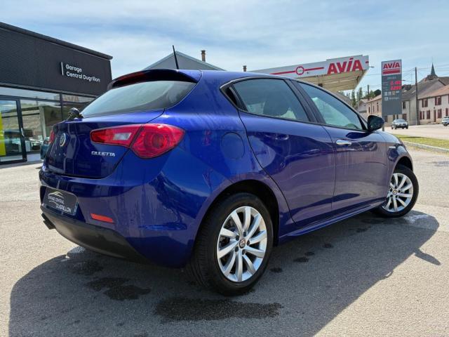 Alfa Romeo Giulietta image 2