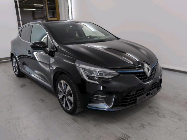 Renault Clio V 1.6 E-Tech Hybrid First