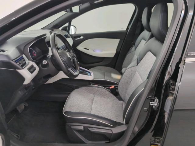 Renault Clio image 9