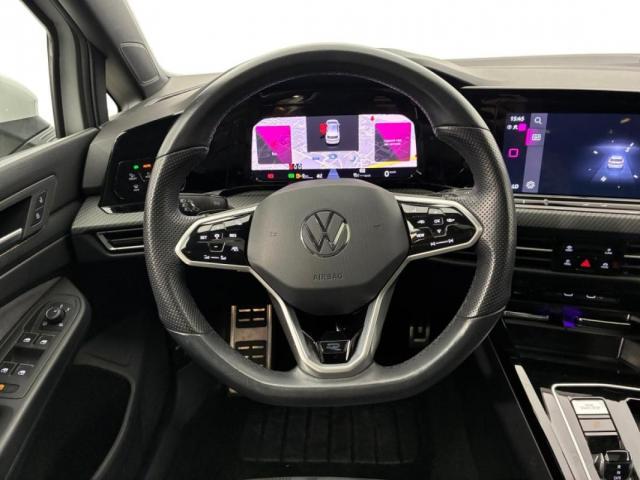 Volkswagen Golf image 6