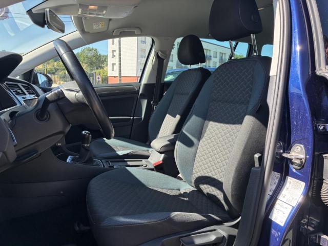 Volkswagen Golf image 7